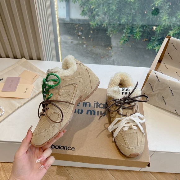 Winter sneakers - Picture 10 of 15